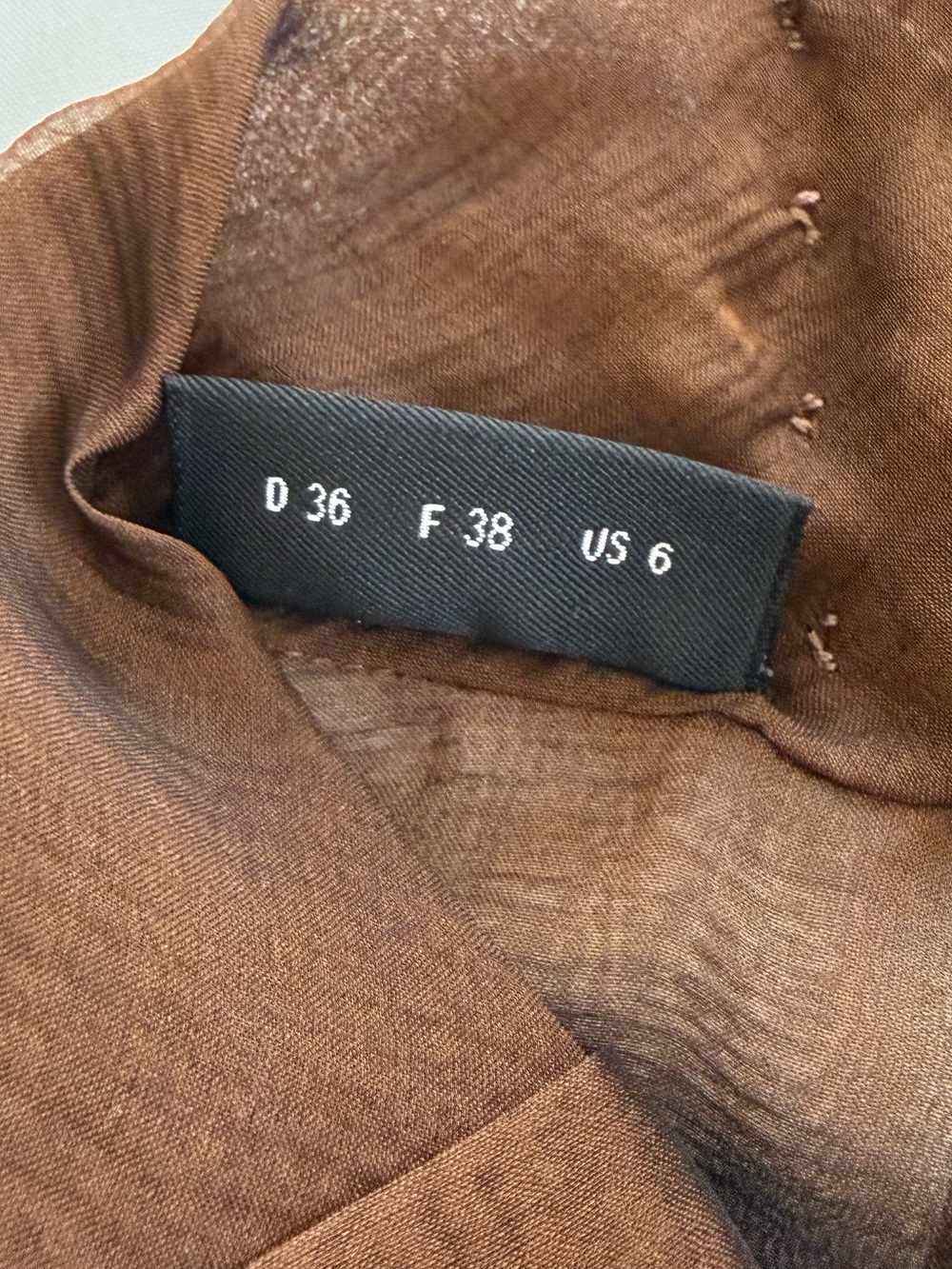 AKRIS 100% Silk Chocolate Brown Pleated Blouse Size 6 - Picture 7 of 16